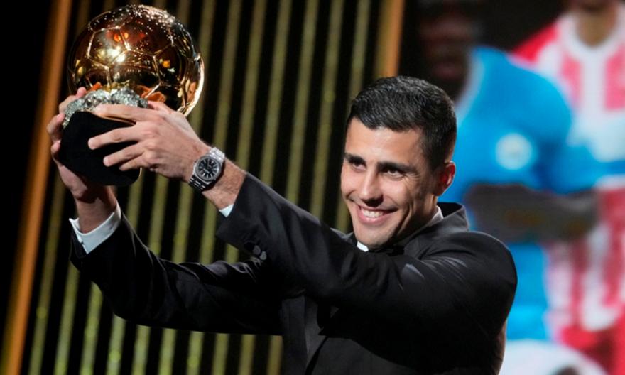 Ρόδρι για Χρυσή Μπάλα: «Θα ψήφιζα τρίτο τον Βινίσιους – Εγώ θα πήγαινα ακόμα κι αν δεν κέρδιζα» Ρόδρι για Χρυσή Μπάλα: «Θα ψήφιζα τρίτο τον Βινίσιους – Εγώ θα πήγαινα ακόμα κι αν δεν κέρδιζα»