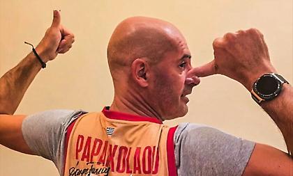 Η… αρχηγική φωτογραφία του Τζόλε: Πόζαρε με φανέλα του Παπανικολάου ο Τζόρτζεβιτς!