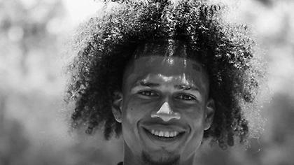 Υπέκυψε μετά από 39 ημέρες στο νοσοκομείο ο 22χρονος διεθνής ποδοσφαιριστής από τον Ισημερινό!