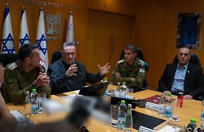 Υπουργός Άμυνας Ισραήλ: «Καμία εκεχειρία στον Λίβανο - Θα συνεχίσουμε να χτυπάμε τη Χεζμπολάχ»