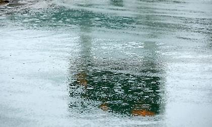 Καιρός σήμερα: Σε ποιες περιοχές αναμένονται βροχές, καταιγίδες, κεραυνοί και χαλαζοπτώσεις