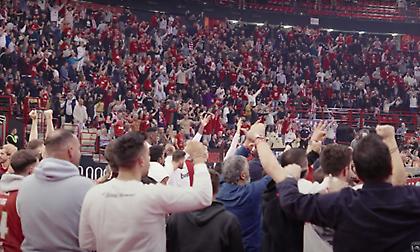 Το χειροκρότημα στον Μπαρτζώκα και οι αντιδράσεις πάγκου-εξέδρας στα κρίσιμα σουτ: Η παρακάμερα του Ολυμπιακός-Βιλερμπάν