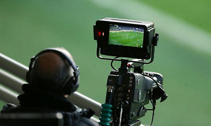 65 εκατ. ευρώ ο στόχος της Super League για τα τηλεοπτικά δικαιώματα