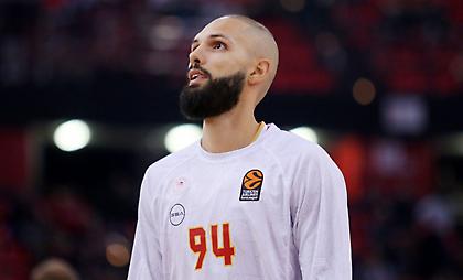 Με τρεις απουσίες ο Ολυμπιακός κόντρα στον ΠΑΟΚ: Χωρίς Φουρνιέ, Ντόρσεϊ, Μήτρου-Λονγκ