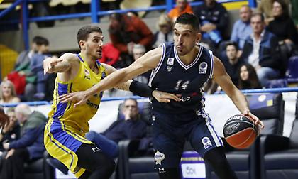 Κάνει και «διπλά» η Καρδίτσα, άλωσε το Περιστέρι για την τρίτη σερί νίκη!