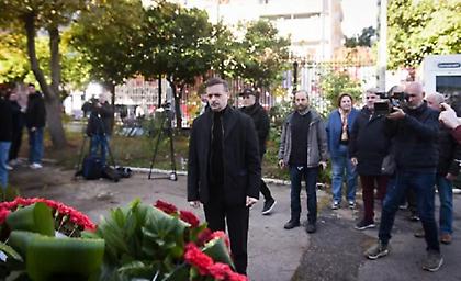 Κατάθεση στεφάνου από τον Δήμαρχο Αθηναίων για την 51η επέτειο του Πολυτεχνείου