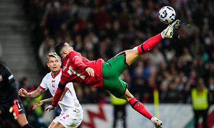 Ταξίδι στον χρόνο: Σκόραρε με τρομερό ψαλιδάκι ο Κριστιάνο κόντρα στην Πολωνία!