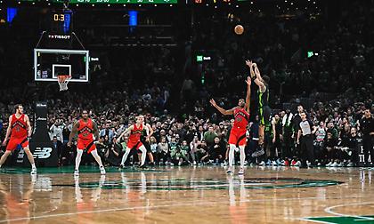 Μίλησε στο τέλος ο Τέιτουμ, νέα «όργια» από Φοξ