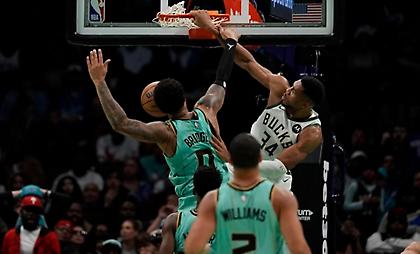 ΝΒΑ Top 10: Τρομερό κάρφωμα Αντετοκούνμπο στο Νο2