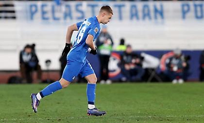 Τα αποθεωτικά ποσταρίσματα από UEFA και Ρομάνο για τον Μουζακίτη