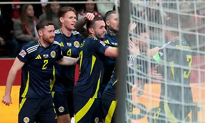 Υποβίβασε την Πολωνία στο τέλος η Σκωτία, άντεξαν οι Δανοί