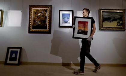 Πίνακας του Ρενέ Μαγκρίτ πωλήθηκε στη τιμή ρεκόρ των 121 εκατ. δολαρίων σε δημοπρασία στη Νέα Υόρκη