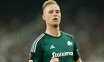 Νέα επέμβαση και τουλάχιστον τρεις μήνες εκτός δράσης ο Μάγκνουσον - Δεν πάει για στόπερ τον Ιανουάριο ο Παναθηναϊκός