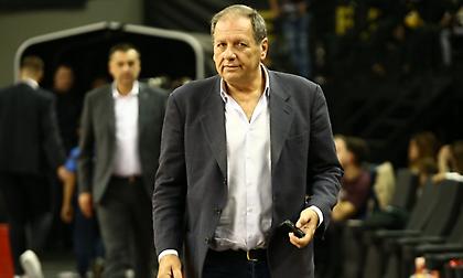 Αγγελόπουλος: «Έβλεπα τους διαιτητές με συμπάθεια ως το Σάββατο - Zητάμε salary cap, στον κόσμο οι μετοχές όταν φύγω»!