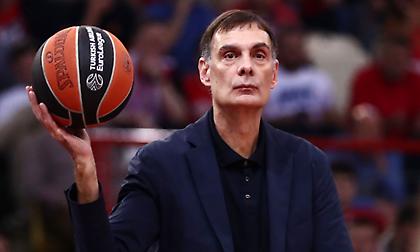 Μπαρτζώκας: «Είμαστε σε περίοδο εξέλιξης - Έχουμε παίκτες που αγαπούν το μπάσκετ και θα το πάνε μέχρι τέλους»