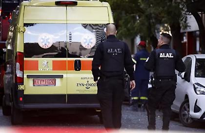 Οδηγός παρέσυρε άνδρα στο κέντρο της Αθήνας, με αποτέλεσμα τον θανάσιμο τραυματισμό του