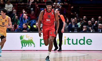 Βύθισε τη Μακάμπι η ανεβασμένη Αρμάνι Μιλάνο