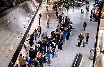 Νέος συναγερμός στην Αγγλία: Εκκενώνεται το αεροδρόμιο Γκάτγουϊκ λόγω «περιστατικού ασφαλείας»