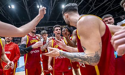 Σώθηκε από καλάθι που δεν έπρεπε να μετρήσει η Ισπανία και πήρε την πρώτη της νίκη!