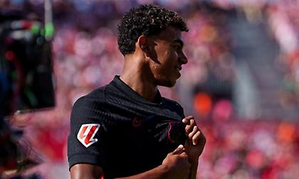 Ενηλικιώνεται και υπογράφει εξαετές συμβόλαιο με την Μπαρτσελόνα ο Γιαμάλ - Ένα δισ. η ρήτρα αποχώρησης!