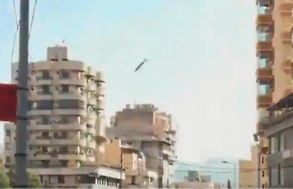 Η τρομακτική στιγμή που ισραηλινός πύραυλος ισοπεδώνει πολυκατοικία στη Βηρυτό - Πανικός μετά το πλήγμα