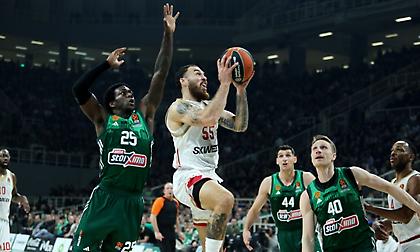 Μάικ Τζέιμς: «Οι Σέλτικς θα διέλυαν τον Παναθηναϊκό. Ποιος θα μάρκαρε τον Τέιτουμ;»!