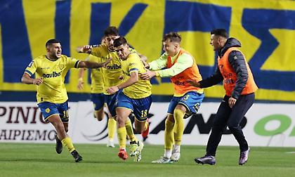 Φωνάζει για επιθετικό φάουλ ο Παναθηναϊκός στο 1-1 του Μπουζούκη: «Ο Ίνγκασον δέχεται μαρκάρισμα από τον Λομόνακο»