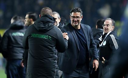 «Το πιστέψατε μέχρι το τέλος και το κάνατε να συμβεί»: Η ομιλία Βιτόρια στους παίκτες του Παναθηναϊκού