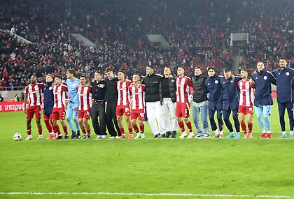 Ολυμπιακός: Μόνος του στην κορυφή 13 μήνες μετά!