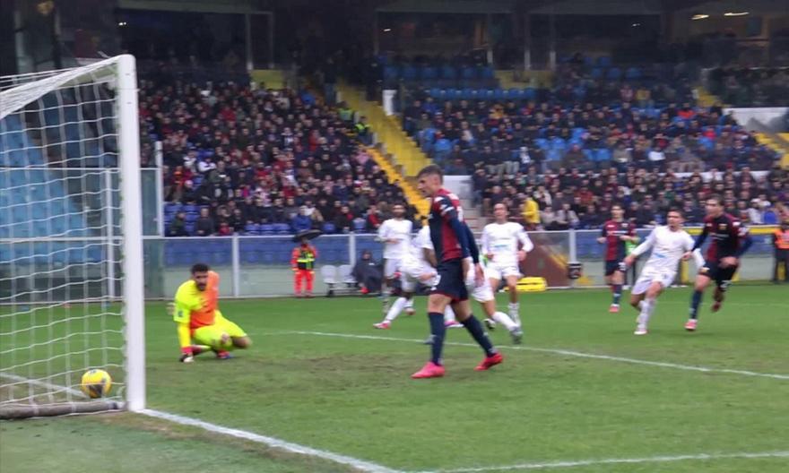 «Απόδραση» από τη Γένοβα με πέναλτι στο 89’ για Κάλιαρι!