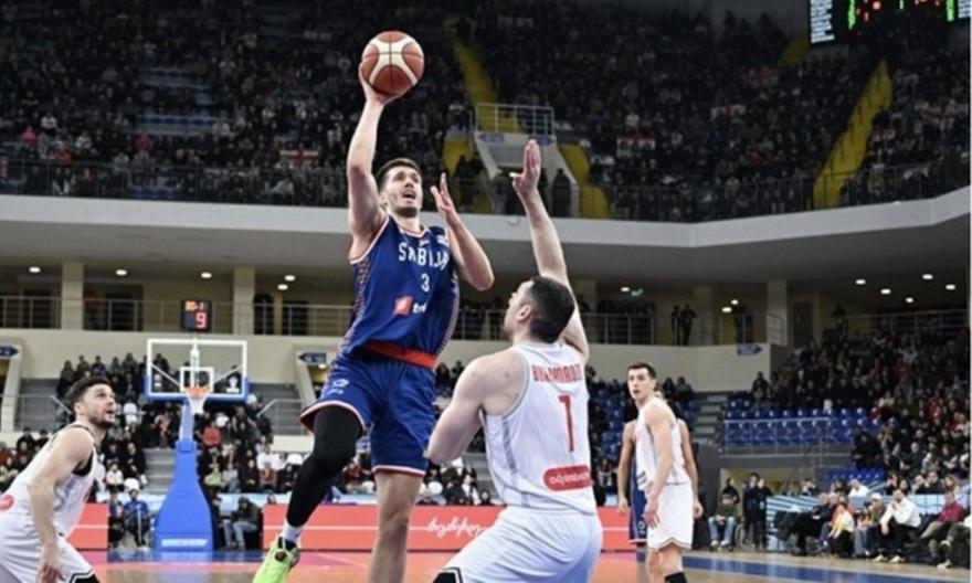 Ερυθρός Αστερας: Στέλνει Πετρούσεφ, αλλά όχι ΜακΙντάιρ στα «παράθυρα» των προκριματικών