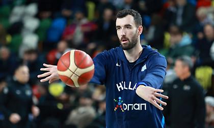 Κουζέλογλου: «Το μεγαλύτερο κέρδος είναι η ατμόσφαιρα του γηπέδου, παράδειγμα για όλους ο Παπανικολάου»