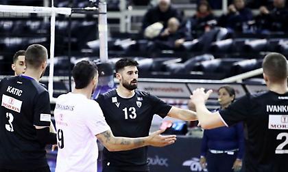Πήρε δεύτερη νίκη κι ανέβηκε πέμπτος στη Volley League ο ΠΑΟΚ
