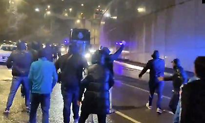 Αντίπαλοι Ολυμπιακού: «Ντου» οπαδών της Πόρτο στο πούλμαν μετά τον αποκλεισμό