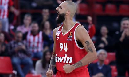 Πάει Βελιγράδι ο Φουρνιέ - Εκτός αποστολής του Ολυμπιακού οι Βεζένκοφ και Ράιτ