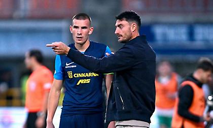 Χαμός στη Σλοβενία με Άλμπερτ Ριέρα: «Συμπεριφέρθηκε σαν πόρνη - Έτρεχε γύρω από το προπονητικό κέντρο για 1.500 ευρώ»!