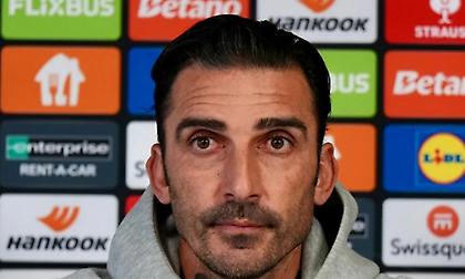 Χαραλάμπους: «Παίζει όλο και καλύτερα ο Ολυμπιακός αλλά πάμε για νίκη-Δεν θα… ακουστούν οι οπαδοί τους»