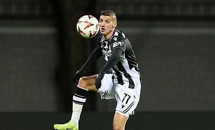 Ντεσπόντοφ: «Ο προπονητής μάς πιέζει για να παίξουμε το στυλ παιχνιδιού μας»