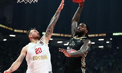 Σήκωσε στο πόδι το ΟΑΚΑ με εμφατικό alley-oop κάρφωμα ο Λεσόρ!