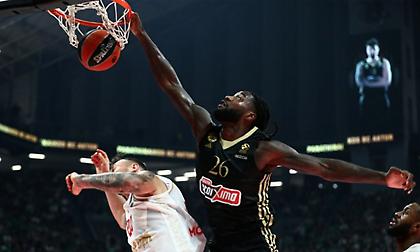 Στην κορυφή του Top-10 το αδιανόητο κάρφωμα του Λεσόρ