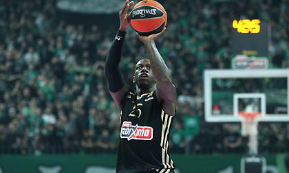 Ναν: «Πρέπει να δείχνουμε τη δύναμη και την ενέργειά μας - Η άμυνα έπαιξε μεγάλο ρόλο στην ήττα από τη Μονακό»