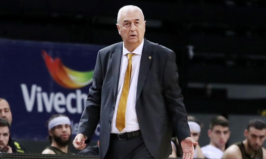 Σάκοτα: «Απορώ για ποιον λόγο παίζουμε χωρίς κόσμο, δεν έχει νόημα - Δεν βλέπω στην Ευρώπη να τιμωρούνται έδρες»