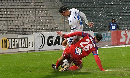 Κόλλησαν στη βροχή Βόλος και Λαμία