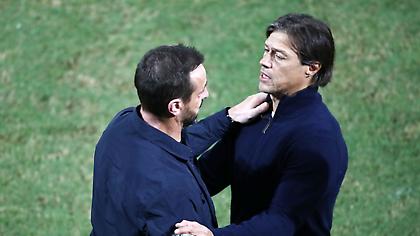 Αήττητος ο Αλμέιδα απέναντι στον Μάντζιο – Η… μαχαιριά του Έλληνα τεχνικού