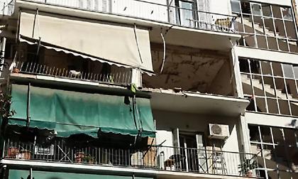 Έκρηξη στους Αμπελόκηπους: Προφυλακίστηκε ο 26χρονος μετά την απολογία του - Επεισόδια έξω από τα δικαστήρια