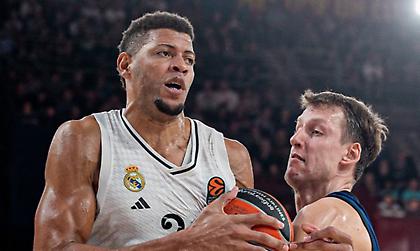 Ο Ταβάρες πήρε... παραμάζωμα την Μπαρτσελόνα και αναδείχθηκε MVP της 12ης αγωνιστικής