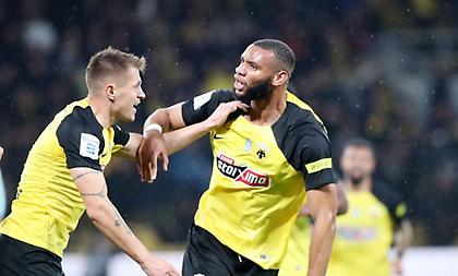 Έβαλε μπροστά την ΑΕΚ με άπιαστη κεφαλιά ο Μουκουντί