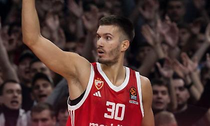 Σφαιρόπουλος για Πετρούσεφ: «Έδειξε το ταλέντο του, περιμένω να παίξει ακόμα καλύτερα»