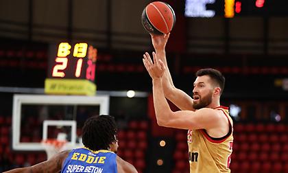 Ολυμπιακός-Περιστέρι (4η περίοδος)