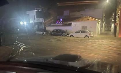 Σαρώνει η «Bora» στη Ρόδο: Μήνυμα από το 112- Δύσκολη νύχτα για τους κατοίκους της Ιαλυσού